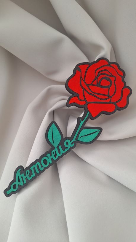 Персонализирана роза с име Антония